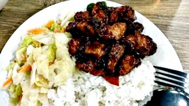 Photo of 1肉1菜要RM13.40? 食客调侃:“经济饭”不经济啦!