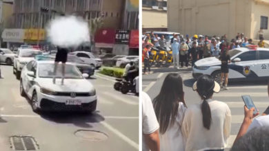 Photo of 违停被罚情绪失控 女网红爬上警车滋事被拘