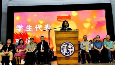 Photo of 宽中生教师节感念师恩 谢谢你们风雨中守护