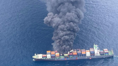 Photo of 台湾万海货柜轮爆炸起火 18人跳海逃生4失踪
