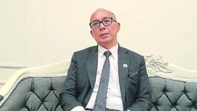 Photo of 小贩中心摊位禁聘外劳 士拉央市会：餐馆不受限