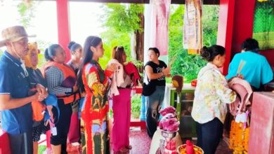 Photo of 泰国“少女双乳岛”女神太灵！恋爱有求必应 信众献胸罩还愿
