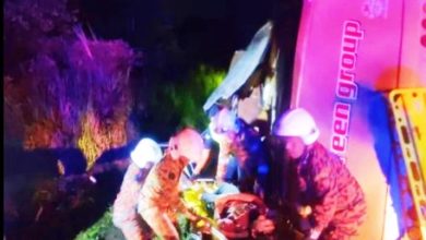 Photo of 【UPSI车祸】消拯局：巴士有44人包括42学生 休旅车4人伤