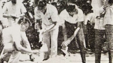 Photo of “首相大学时烧了国父著作” 焚安华画像学生讽安华“忆当年”