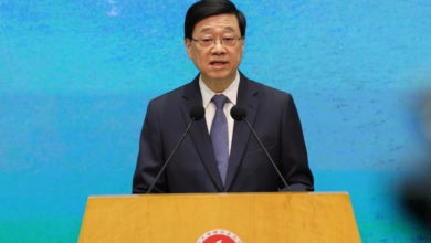 Photo of 李家超：香港维持自由港 不反击美国关税