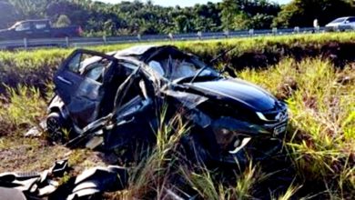 Photo of 疑失控翻车 医生当场丧命