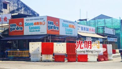 Photo of 人口外流 顾客渐减 槟50年成隆生果店 熄灯
