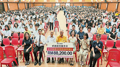 Photo of 卓越诚信基金会拨8.82万 奖励SPM华文科优异学生