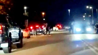 Photo of 20人当街械斗 4落网4送院 警追捕在逃嫌犯