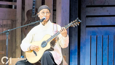 Photo of 最后1次红馆开唱 卢冠廷见观众即哭
