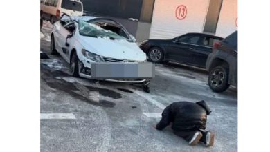 Photo of 父母遇车祸无恙 女跪谢车子“舍己救人” 车商知道后竟这么做……