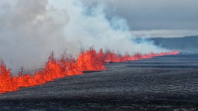 Photo of 冰岛火山喷发裂缝1000公尺 游客居民急疏散