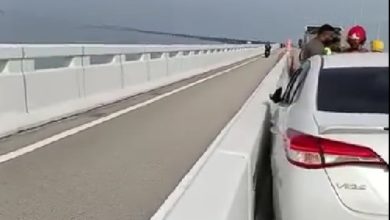 Photo of 车门打不开谎报受困 网民: 要泼水让他清醒