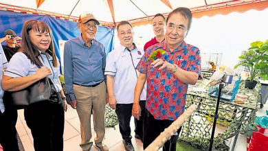 Photo of 逾千人响应支持筹建校基金 深斋中学校庆义卖会热爆