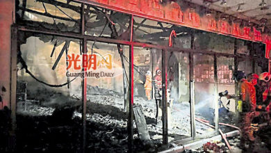 Photo of 疑果子狸咬断 电线短路失火 峨占必叻佛教会烧毁