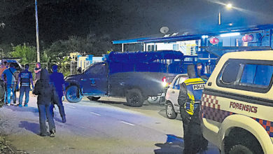 Photo of 【一家三口陈尸家中】3遗体剖验完成 警待报告鉴定死因