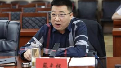 Photo of 同名同姓还长得很像 中官员蔡光辉同地贪污落马