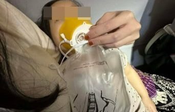 Photo of 1岁女婴高空脱险 女婴家长: 感谢亚航