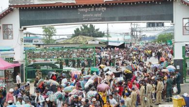 Photo of 爆大规模返乡潮！10万柬埔寨人紧急撤离泰国 人海画面曝光