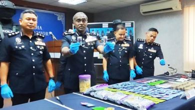 Photo of 公寓变卡拉OK房供毒 柔警捕9人起逾172万令吉毒品