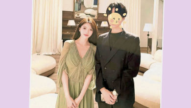 Photo of 叶珂生女后首露脸 与黄晓明关系成谜