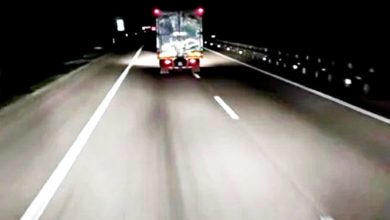 Photo of 前方司机打瞌睡“蛇行”险酿祸 大叔尾随23公里鸣笛喊：停车！