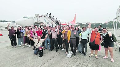 Photo of 游海南岛虽遇台风战争 5天行程28团友尽兴