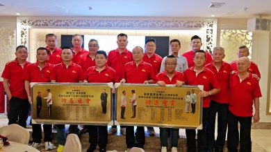 Photo of 开心慈善吃喝玩乐团晚宴 贺李金峰胡佑汶荣膺勋衔