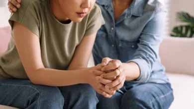 Photo of 16岁继女恋情引继母忧心 “她为飙车族与我们闹僵”