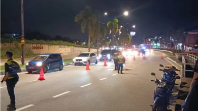 Photo of 瓜县深夜路检 查3000人 捕3人
