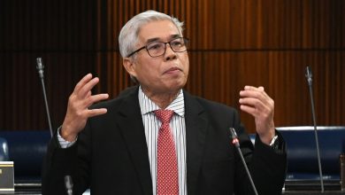 Photo of 指财长权力太广泛  哈山卡林促展延采购法案