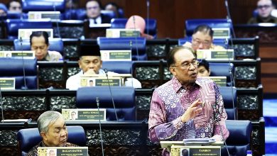 Photo of 囯会〡安华：反跳槽法不完整 慕尤丁依斯迈有责