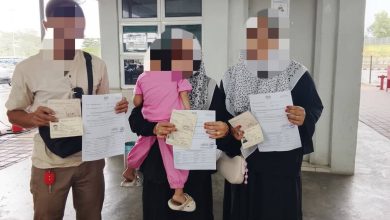 Photo of 7外籍人用假护照 通关黑木山