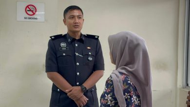 Photo of 被控虐打亲生女兒 餐厅女工否认罪名