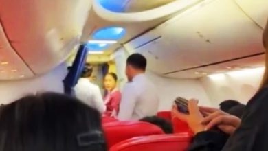 Photo of 【视频】客机疑延误乘客要下机 语言不通以为被欺负