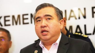 Photo of 超载罗里拆货柜掩耳目 陆兆福：港口外违规也抓