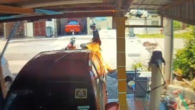Photo of 骑士纵火烧2车 连自己摩多也烧