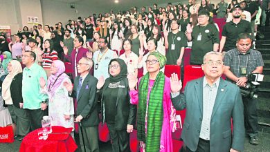 Photo of 团结部长:做错了应要求解释     盼国庆月民众别怕挂旗