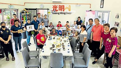 Photo of PKS闰月关怀活动送暖 为长者送佳肴红包