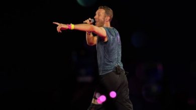 Photo of Coldplay抓奸后帮歌迷求婚 基斯马汀贴心“审核”身分