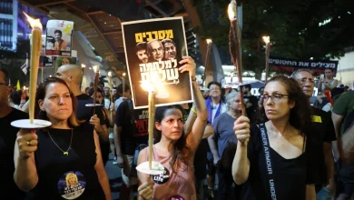 Photo of 特拉维夫爆反战 前人质家属吁拒命