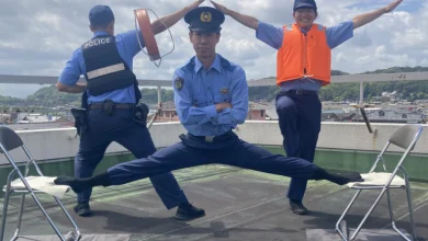 Photo of 招募新血出奇招！日本警察秀绝活“神劈腿” 吸引千万人朝圣