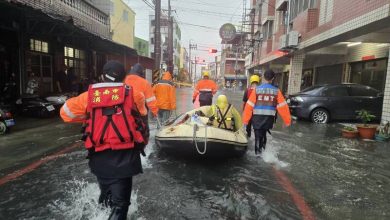 Photo of 暴雨袭台湾中南部 台南高雄等地停工停课