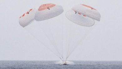 Photo of SpaceX飞船首次加州近海成功溅落