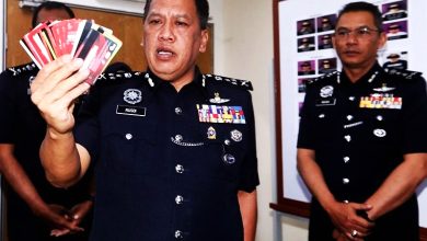 Photo of 警联手国行打击诈骗集团 3天捕71“提款跑腿”