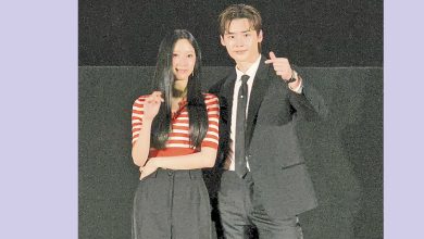 Photo of 《瑞草洞》李锺硕 文佳煐 造势互戴高帽