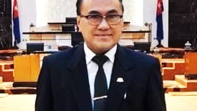 Photo of 牙科诊所倒挂国旗〡张发虎：属技术性失误 市议会不应过度执法