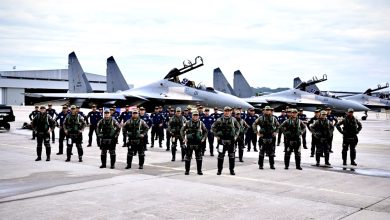 Photo of 空军首长创国庆历史 亲驾苏-30领编队空中表演