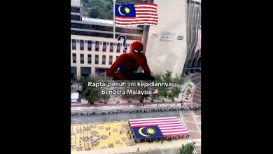 Photo of 国庆庆典彩排国旗被指“倒反” 网民怒回:这是既定礼仪!