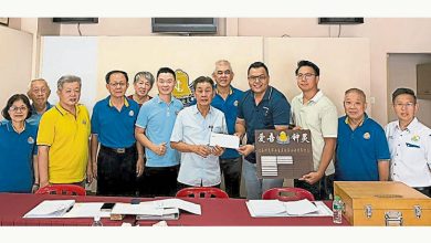 Photo of 北钟第14届毕业同学会 捐5千充校友会助学金